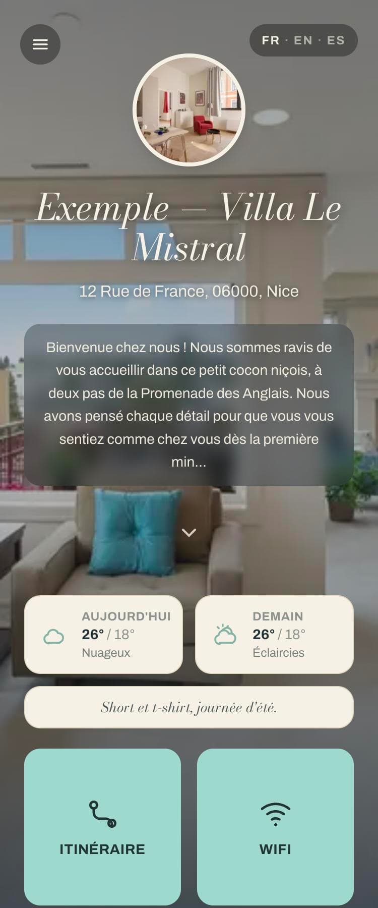 Aperçu du livret d'accueil Tourist Book affiché sur un téléphone
